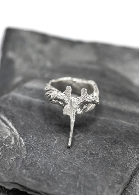 Thorn Jewellery Vertebra Vortex ring
